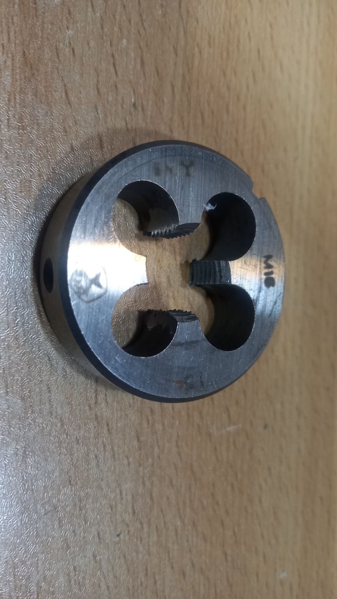 حدیده  16   گام  1.5  روسی