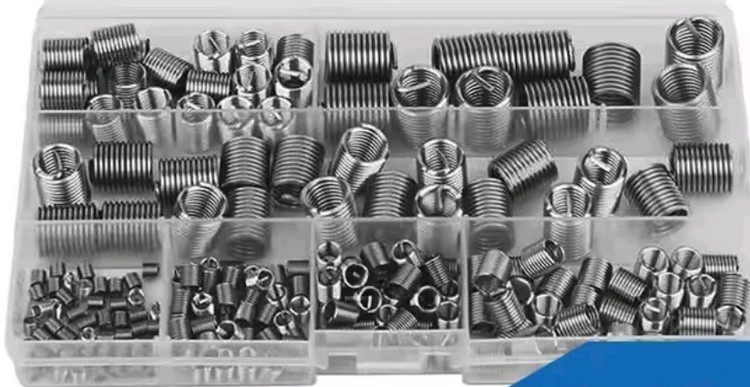 فنر هلی کویل استیل 304 بسته های ۵۰۰ عددی (6-8-10 سایز بندی)